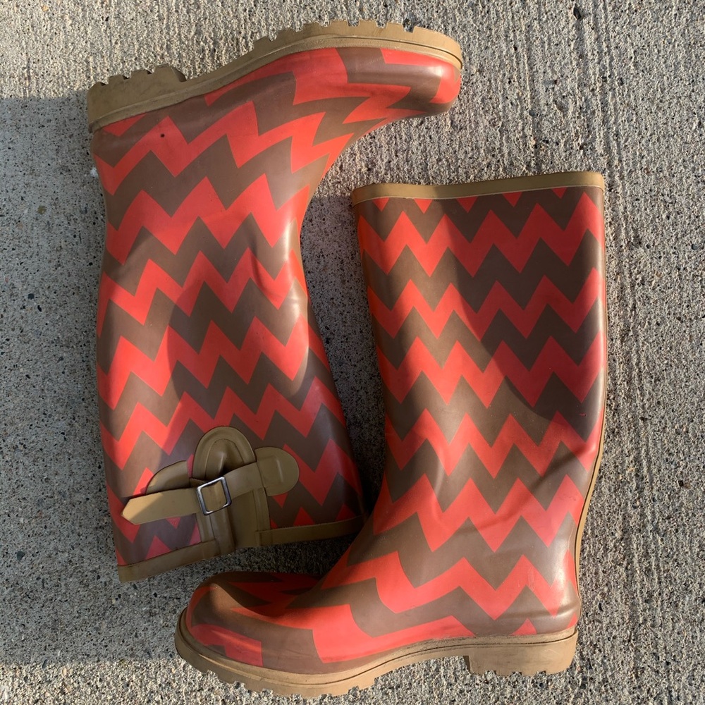 (2/$10) Puddles Chevron Rainboots